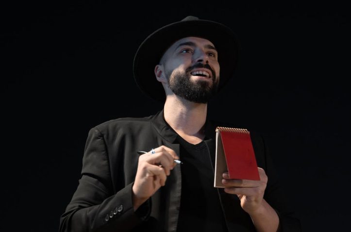 Alexis Ricardo a atuar num evento